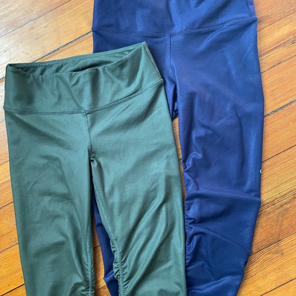 Alo Yoga Idol Leggings - Picture 8 of 9